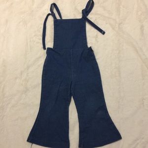 Baby girl bell-bottom denim overalls